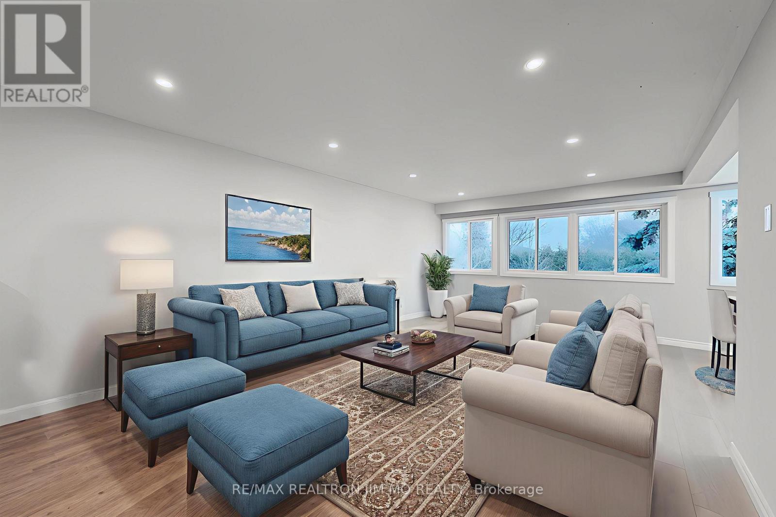 31 Angus Drive, Toronto, Ontario  M2J 2W9 - Photo 4 - C12686016