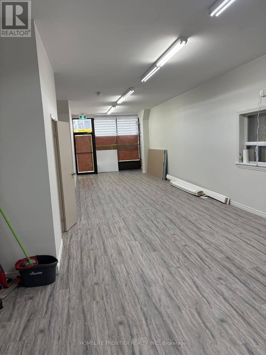 2914 Danforth Avenue, Toronto, Ontario  M4C 1M1 - Photo 2 - E12686044