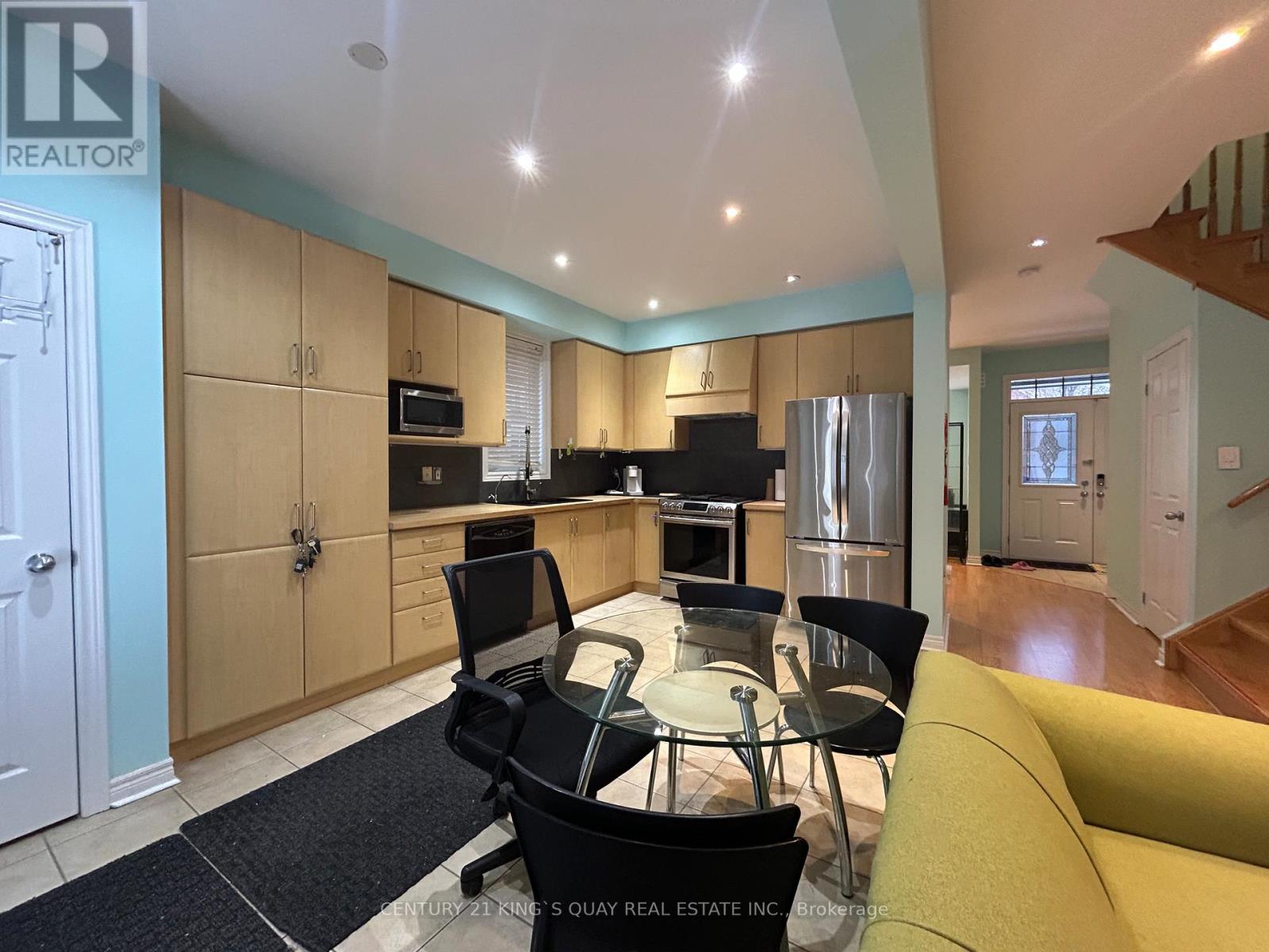 64 Innisvale Drive, Markham, Ontario  L6B 1G6 - Photo 9 - N12688472