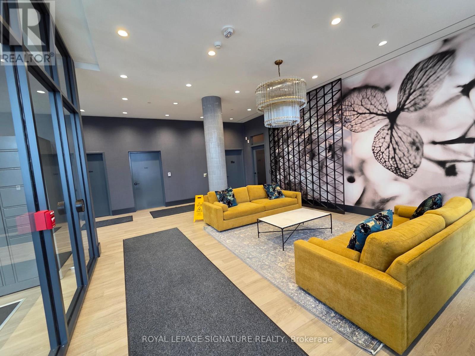 103 - 10 Lagerfeld Drive, Brampton, Ontario  L7A 5L3 - Photo 14 - W12540226