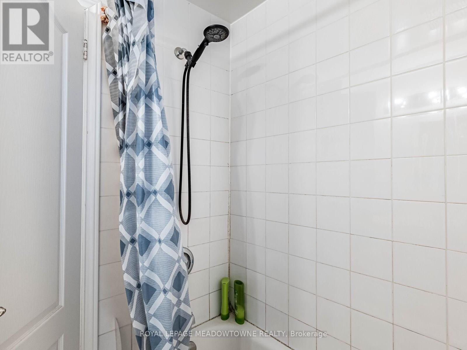 54 Bicknell Avenue, Toronto, Ontario  M6M 4G5 - Photo 17 - W12688654