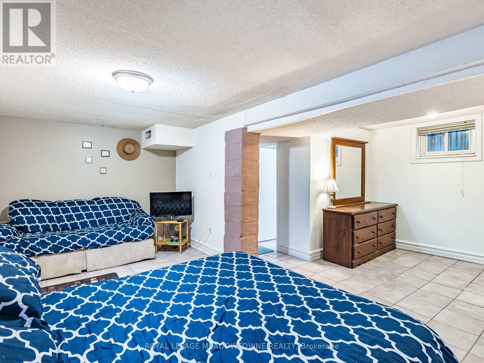 54 Bicknell Avenue, Toronto, Ontario  M6M 4G5 - Photo 30 - W12688654