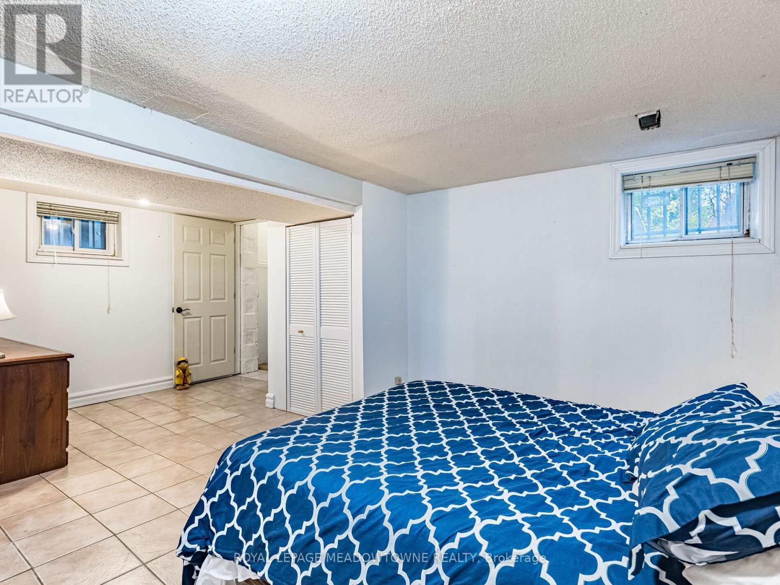 54 Bicknell Avenue, Toronto, Ontario  M6M 4G5 - Photo 32 - W12688654