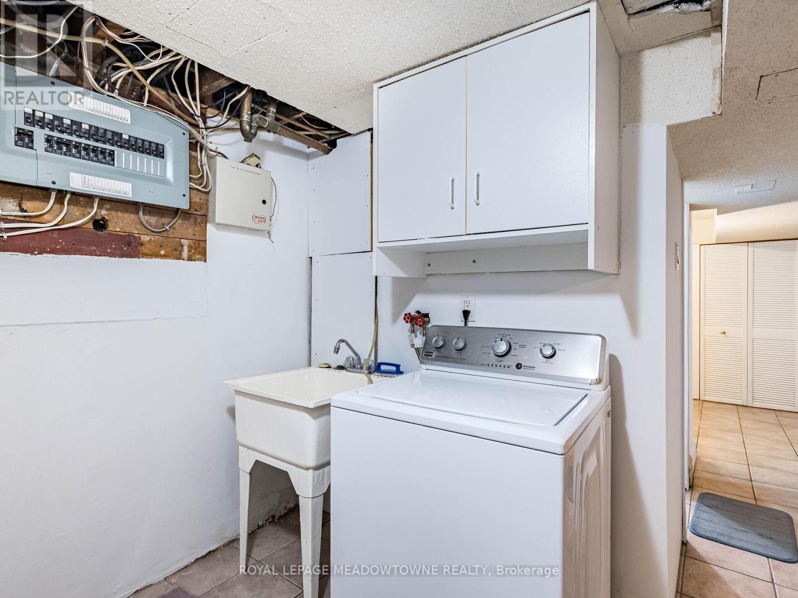 54 Bicknell Avenue, Toronto, Ontario  M6M 4G5 - Photo 36 - W12688654