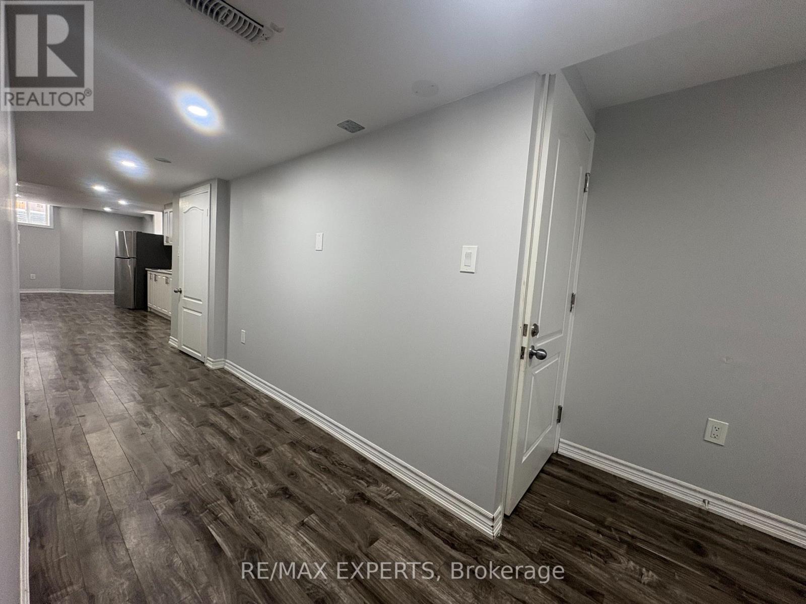 Lower - 3 Torraville Street, Brampton, Ontario  L6R 0Y5 - Photo 16 - W12688840