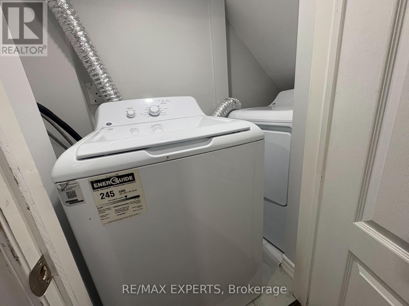 Lower - 3 Torraville Street, Brampton, Ontario  L6R 0Y5 - Photo 37 - W12688840