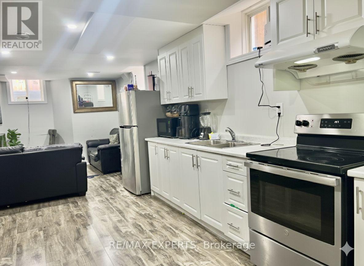 Lower - 3 Torraville Street, Brampton, Ontario  L6R 0Y5 - Photo 6 - W12688840