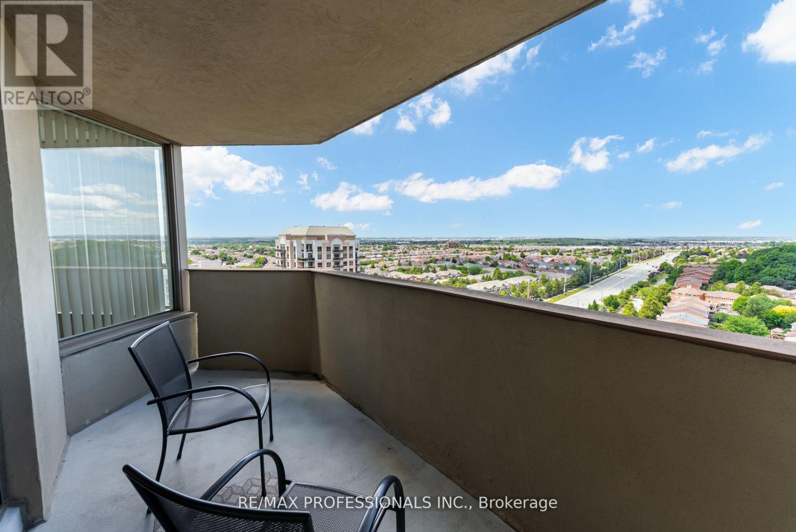 1703 - 700 Constellation Drive, Mississauga, Ontario  L5R 3G8 - Photo 29 - W12688868