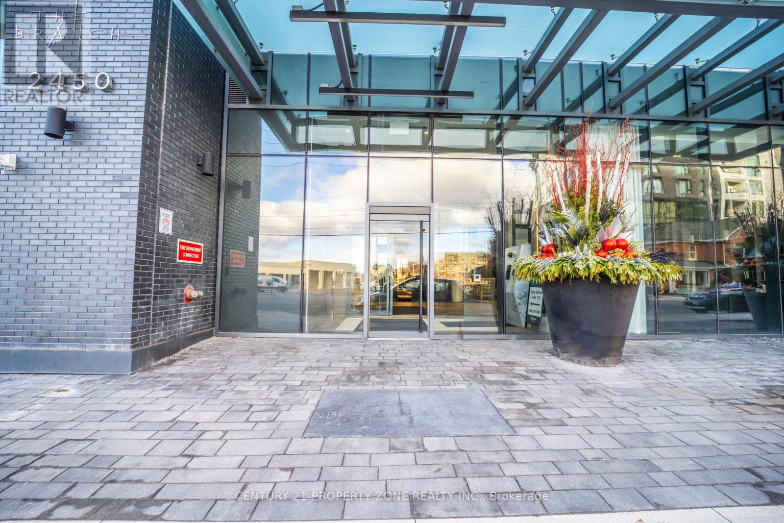 107 - 2450 Old Bronte Road, Oakville, Ontario  L6M 5P6 - Photo 10 - W12688888