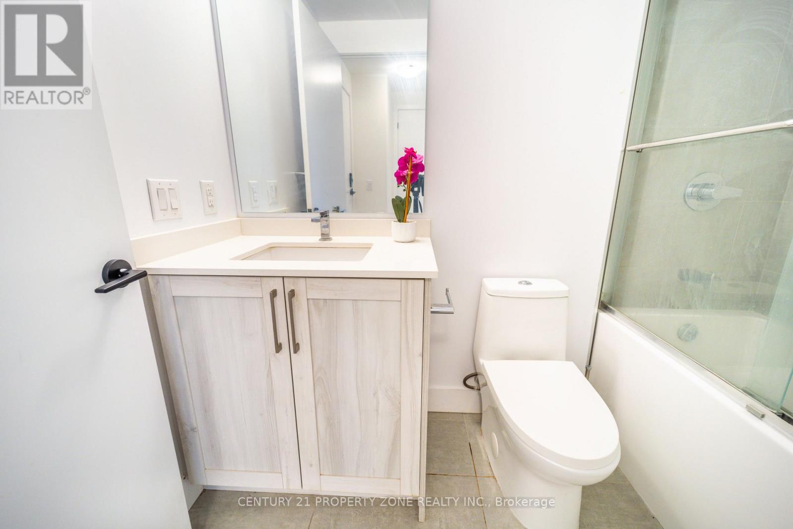 107 - 2450 Old Bronte Road, Oakville, Ontario  L6M 5P6 - Photo 31 - W12688888