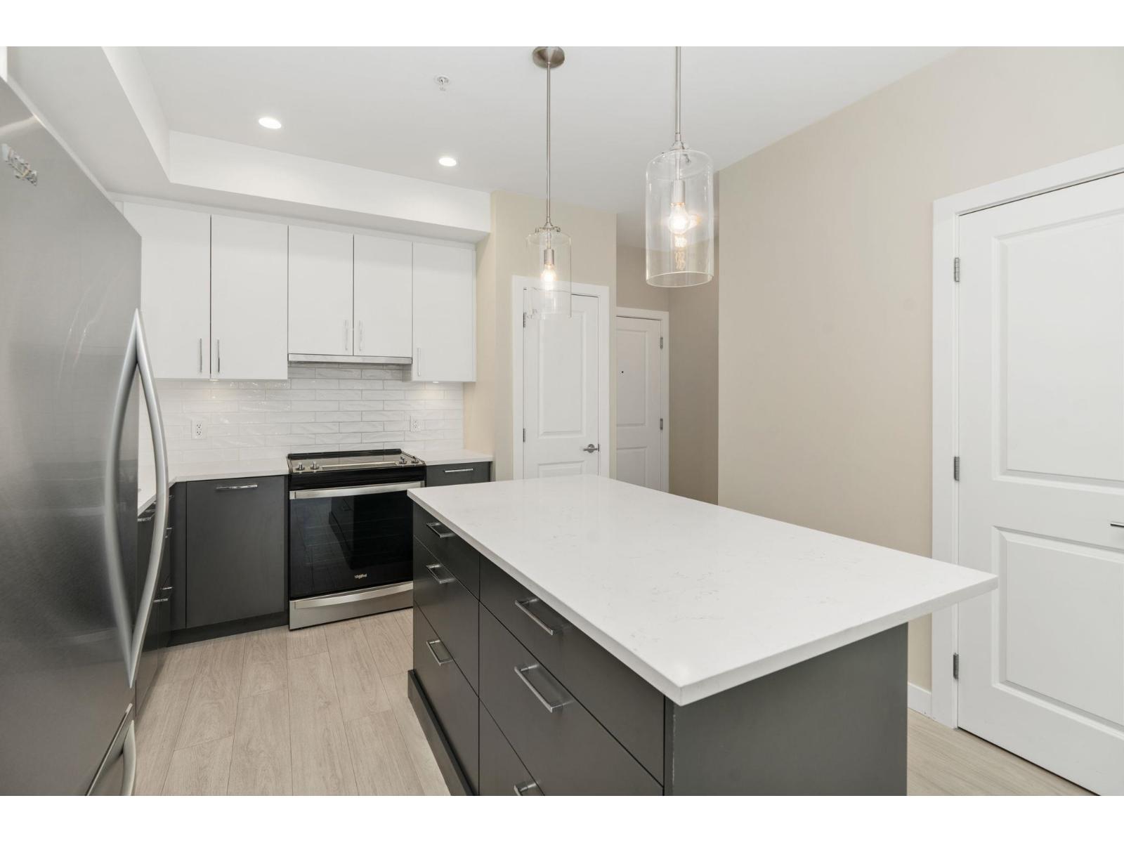 B523 20834 80 Avenue, Langley, British Columbia  V2Y 3M6 - Photo 7 - R3045325