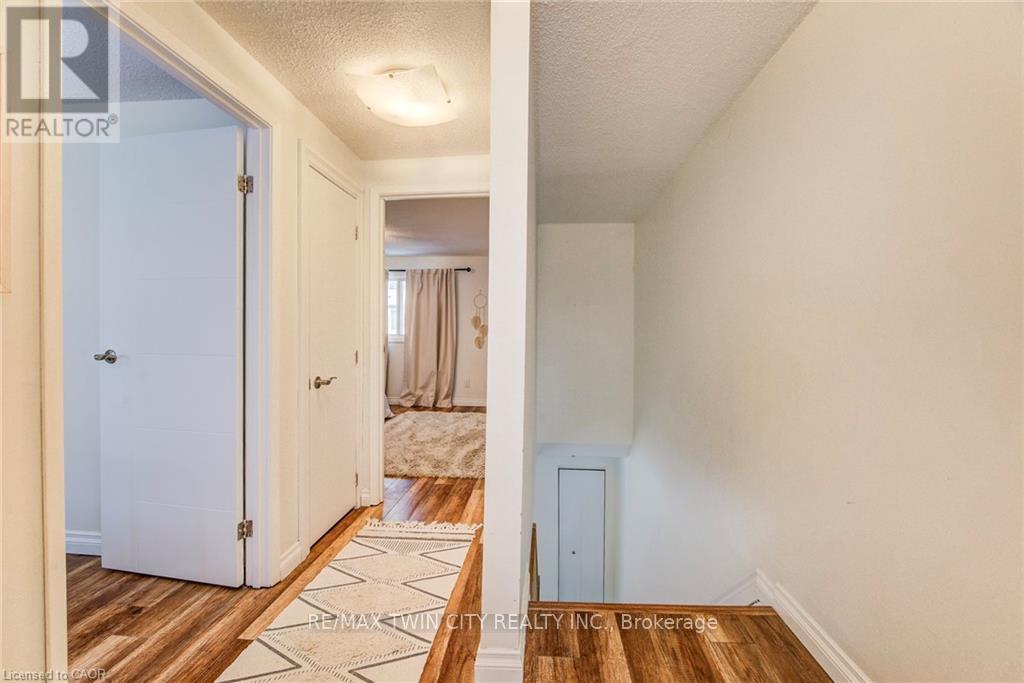 15 - 164 Jansen Avenue, Kitchener, Ontario  N2A 2L7 - Photo 20 - X12688644