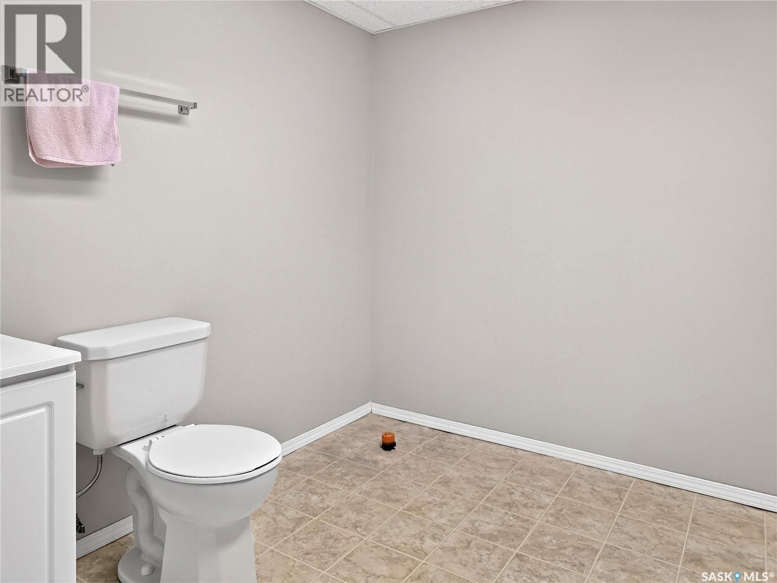 105 Nelson Avenue, Kipling, Saskatchewan  S0G 2S0 - Photo 34 - SK026601