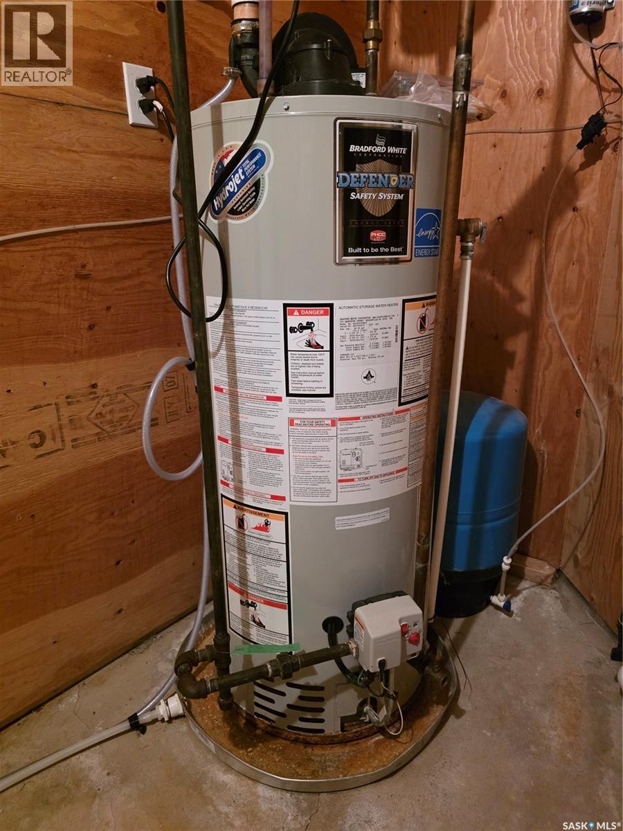 105 Nelson Avenue, Kipling, Saskatchewan  S0G 2S0 - Photo 44 - SK026601