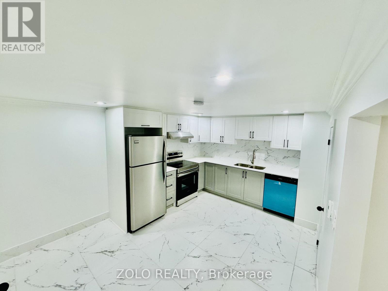 Lower / Basement - 285 West 31 Street, Hamilton, Ontario  L9C 5G5 - Photo 3 - X12688702