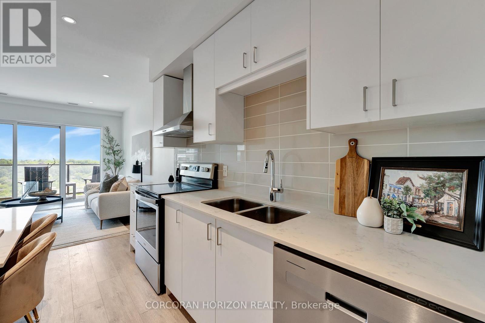 1511 - 15 Glebe Street, Cambridge, Ontario  N1S 0C3 - Photo 10 - X12688742