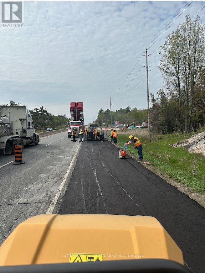 1183 11 Highway S, Gravenhurst, Ontario  P0E 1N0 - Photo 8 - X12688756