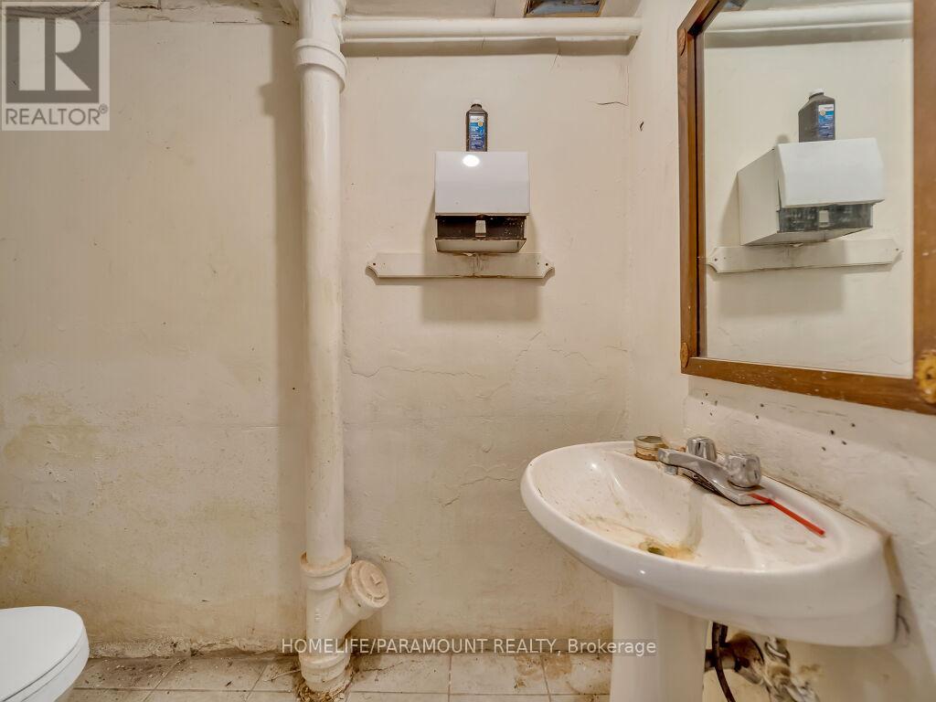 Unit 1 - 265 Ottawa Street N, Hamilton, Ontario  L8H 3Z8 - Photo 35 - X12688816