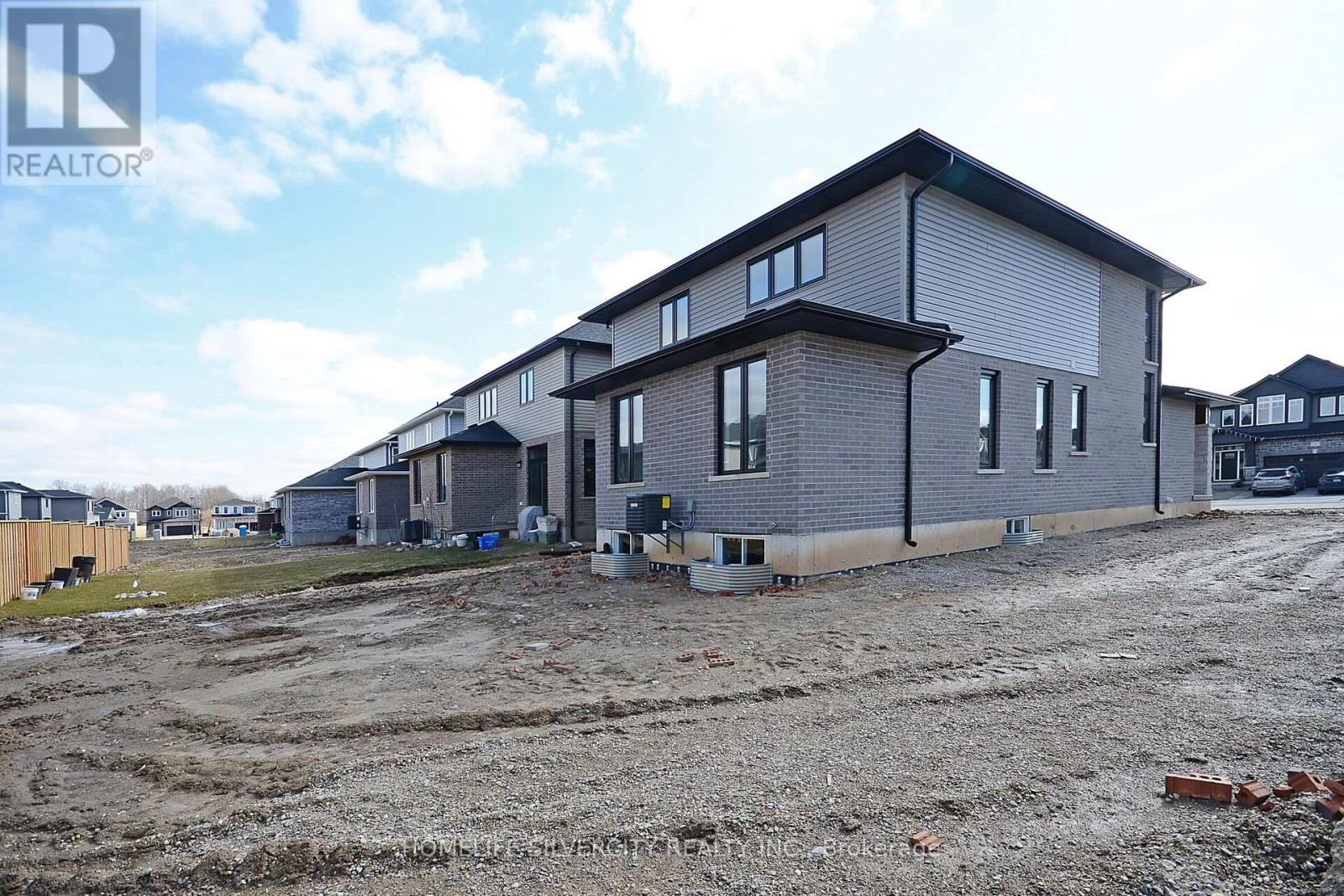 2 Montgomery Way, Ingersoll, Ontario  N5C 0E4 - Photo 25 - X12688862