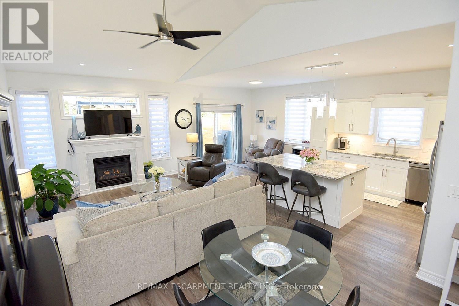 18 - 92 Loretta Drive, Niagara-On-The-Lake, Ontario  L0S 1T0 - Photo 12 - X12688872