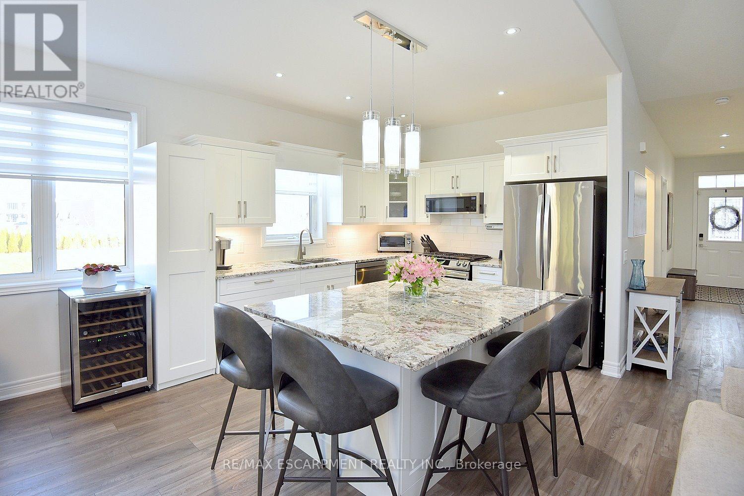 18 - 92 Loretta Drive, Niagara-On-The-Lake, Ontario  L0S 1T0 - Photo 25 - X12688872