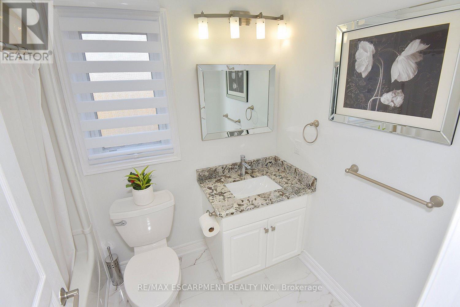 18 - 92 Loretta Drive, Niagara-On-The-Lake, Ontario  L0S 1T0 - Photo 37 - X12688872