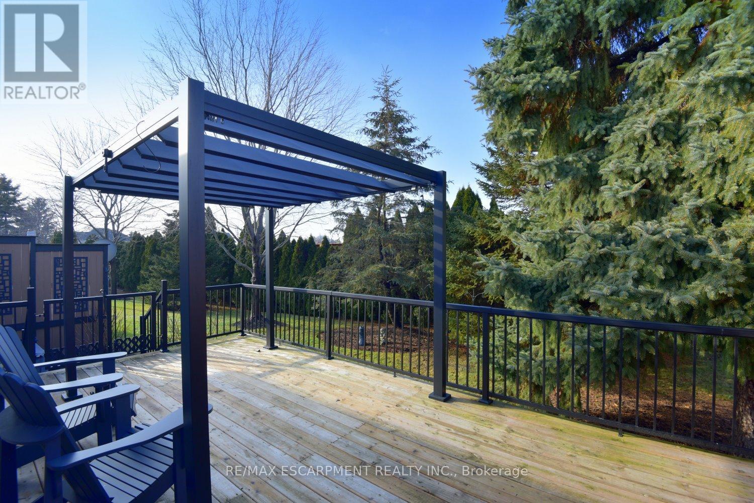 18 - 92 Loretta Drive, Niagara-On-The-Lake, Ontario  L0S 1T0 - Photo 42 - X12688872