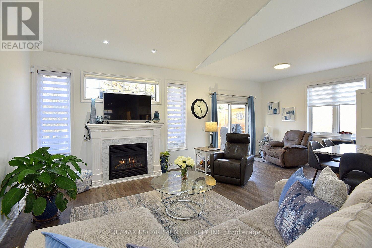 18 - 92 Loretta Drive, Niagara-On-The-Lake, Ontario  L0S 1T0 - Photo 9 - X12688872