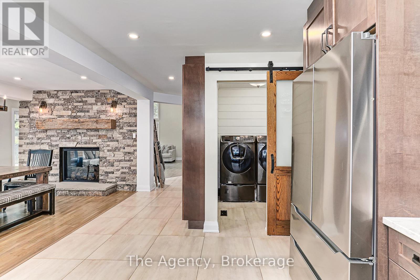 136 Grand Cypress Lane, Blue Mountains, Ontario  L9Y 0K7 - Photo 15 - X12688910