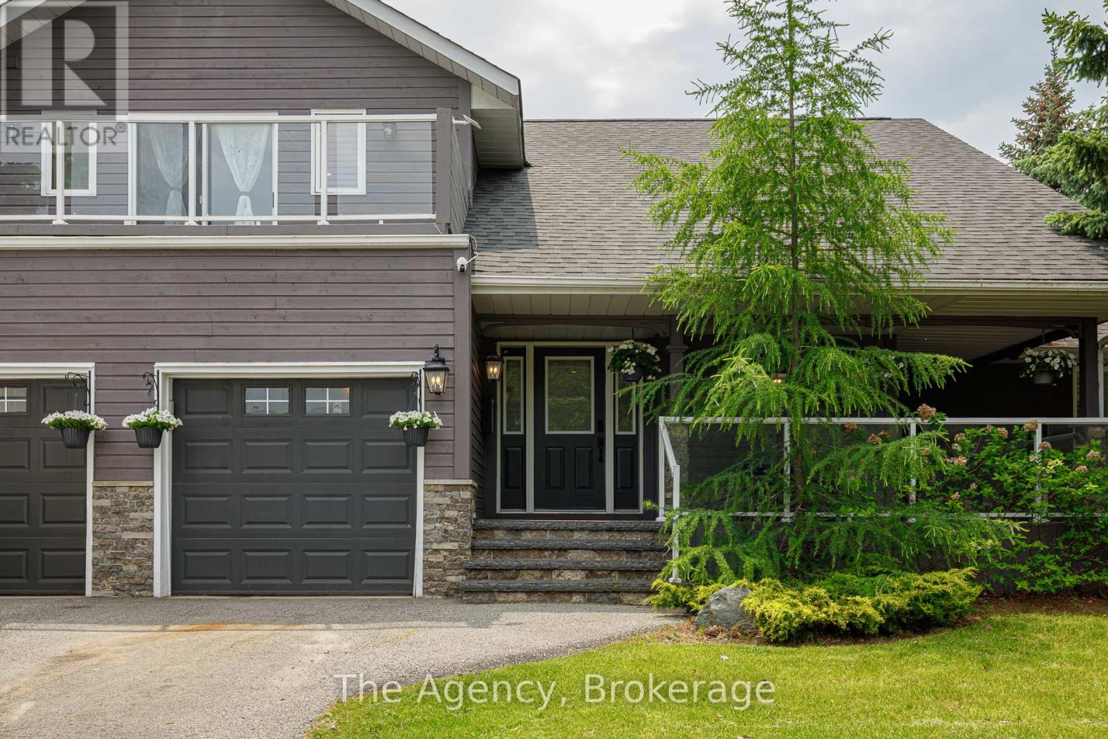 136 Grand Cypress Lane, Blue Mountains, Ontario  L9Y 0K7 - Photo 2 - X12688910