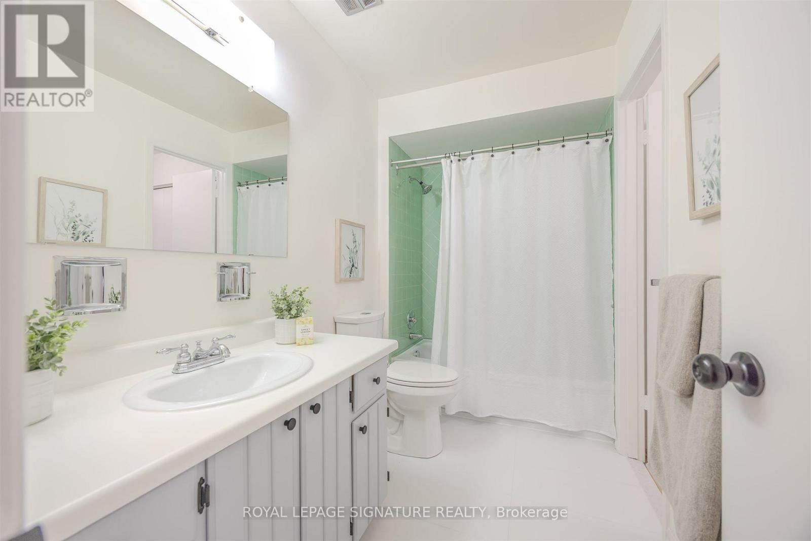 69 Keyworth Trail, Toronto, Ontario  M1S 2V2 - Photo 23 - E12688858