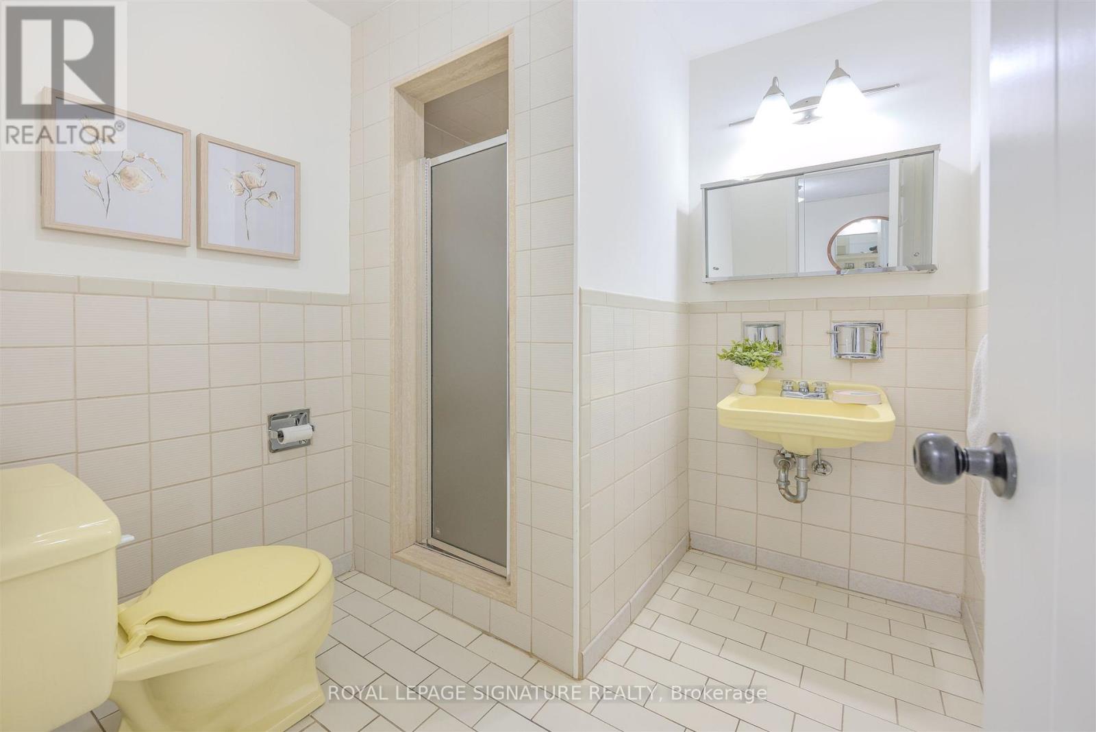 69 Keyworth Trail, Toronto, Ontario  M1S 2V2 - Photo 29 - E12688858