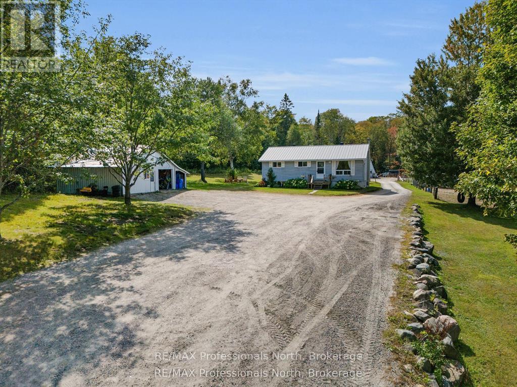 1062 Skyline Drive, Armour, Ontario  P0A 1J0 - Photo 2 - X12688950