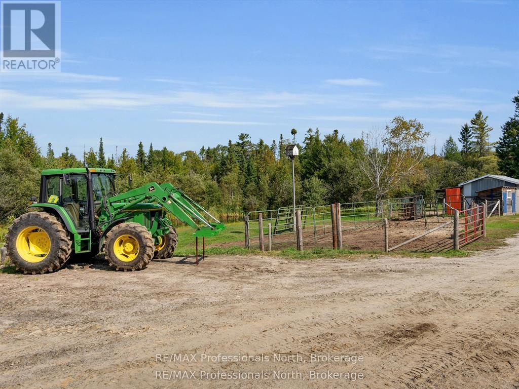 1062 Skyline Drive, Armour, Ontario  P0A 1J0 - Photo 34 - X12688950