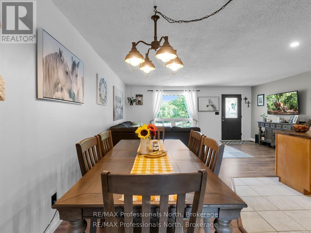 1062 Skyline Drive, Armour, Ontario  P0A 1J0 - Photo 9 - X12688950