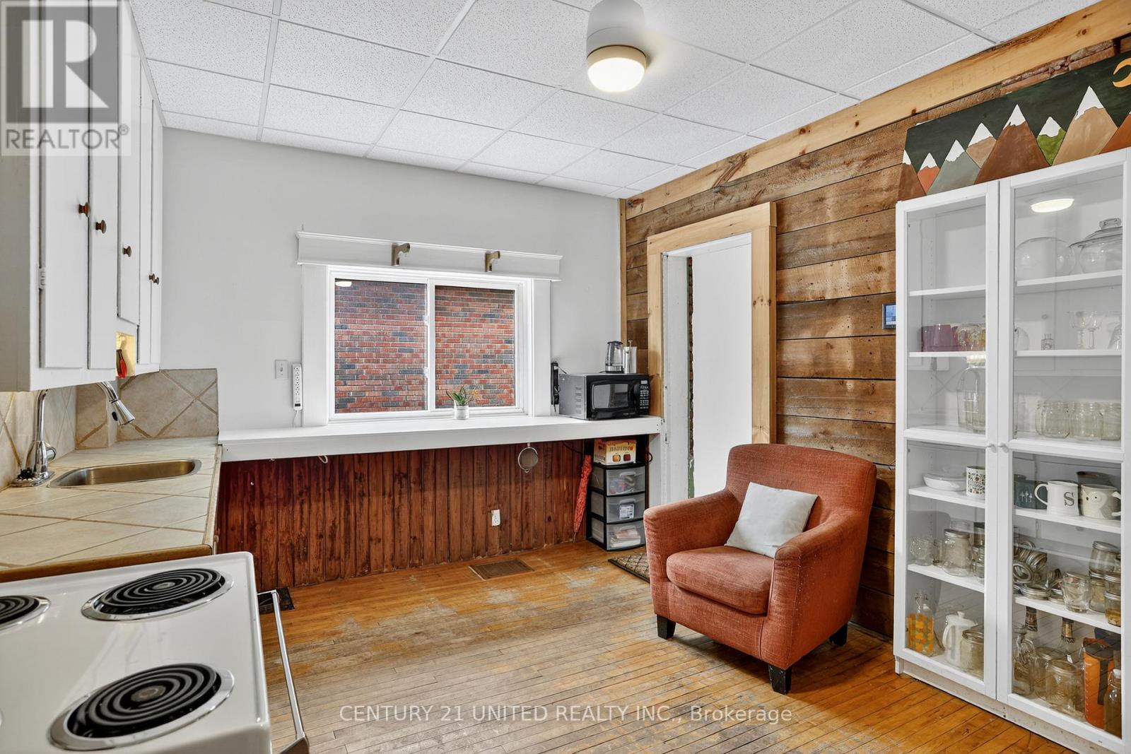 201 Romaine Street, Peterborough, Ontario  K9J 2C3 - Photo 12 - X12688938