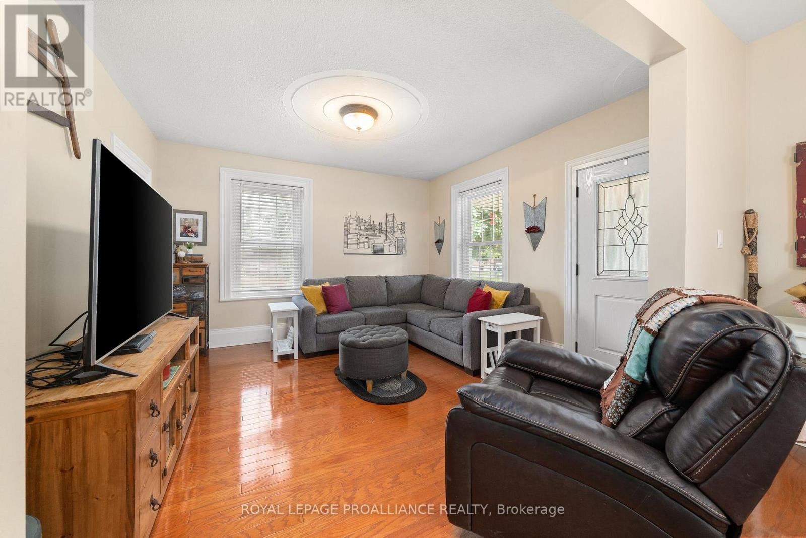 16 Benjamin Street, Belleville, Ontario  K8P 1P7 - Photo 20 - X12689010