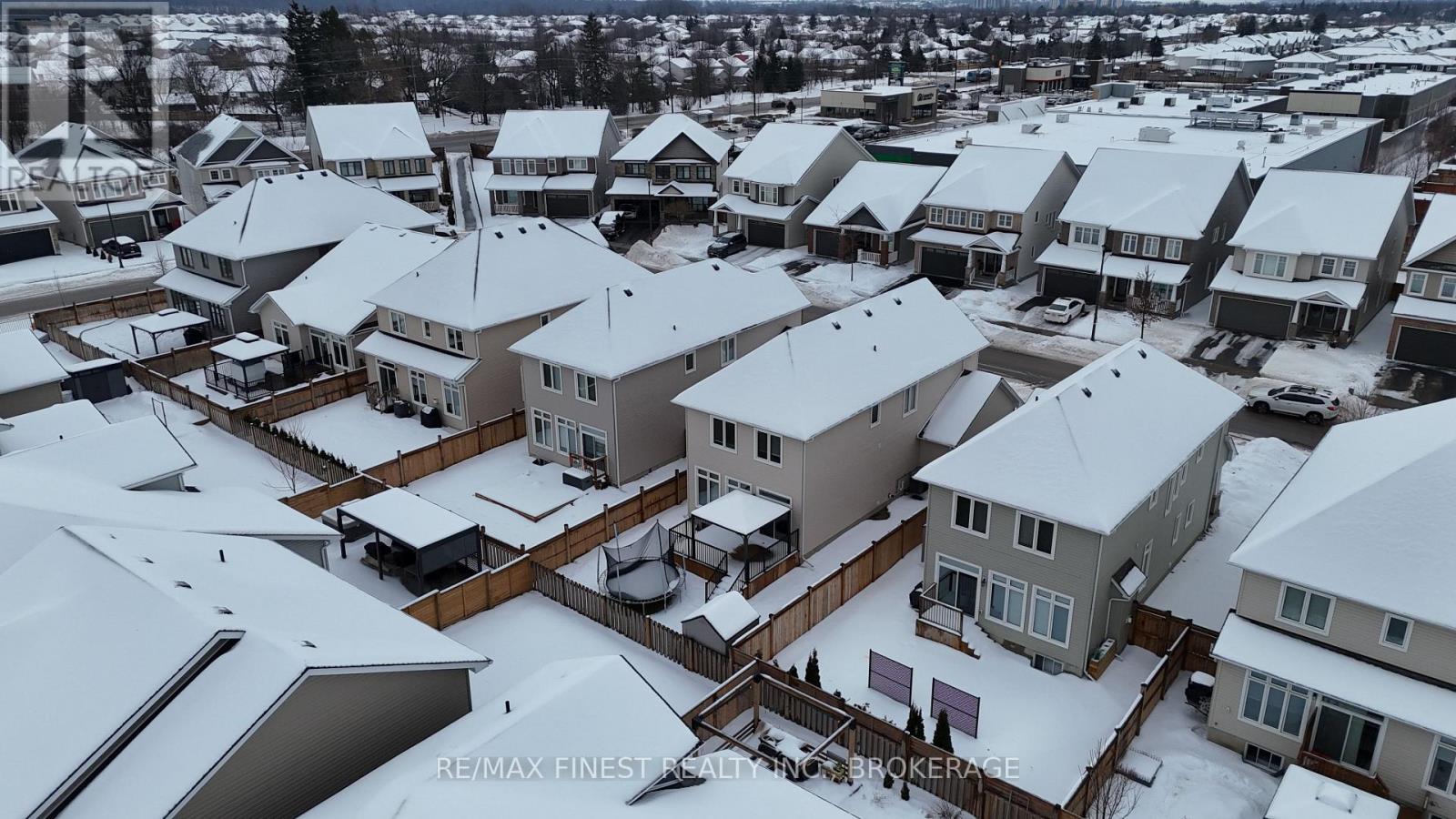 613 Halloway Drive, Kingston, Ontario  K7K 0H5 - Photo 3 - X12689020