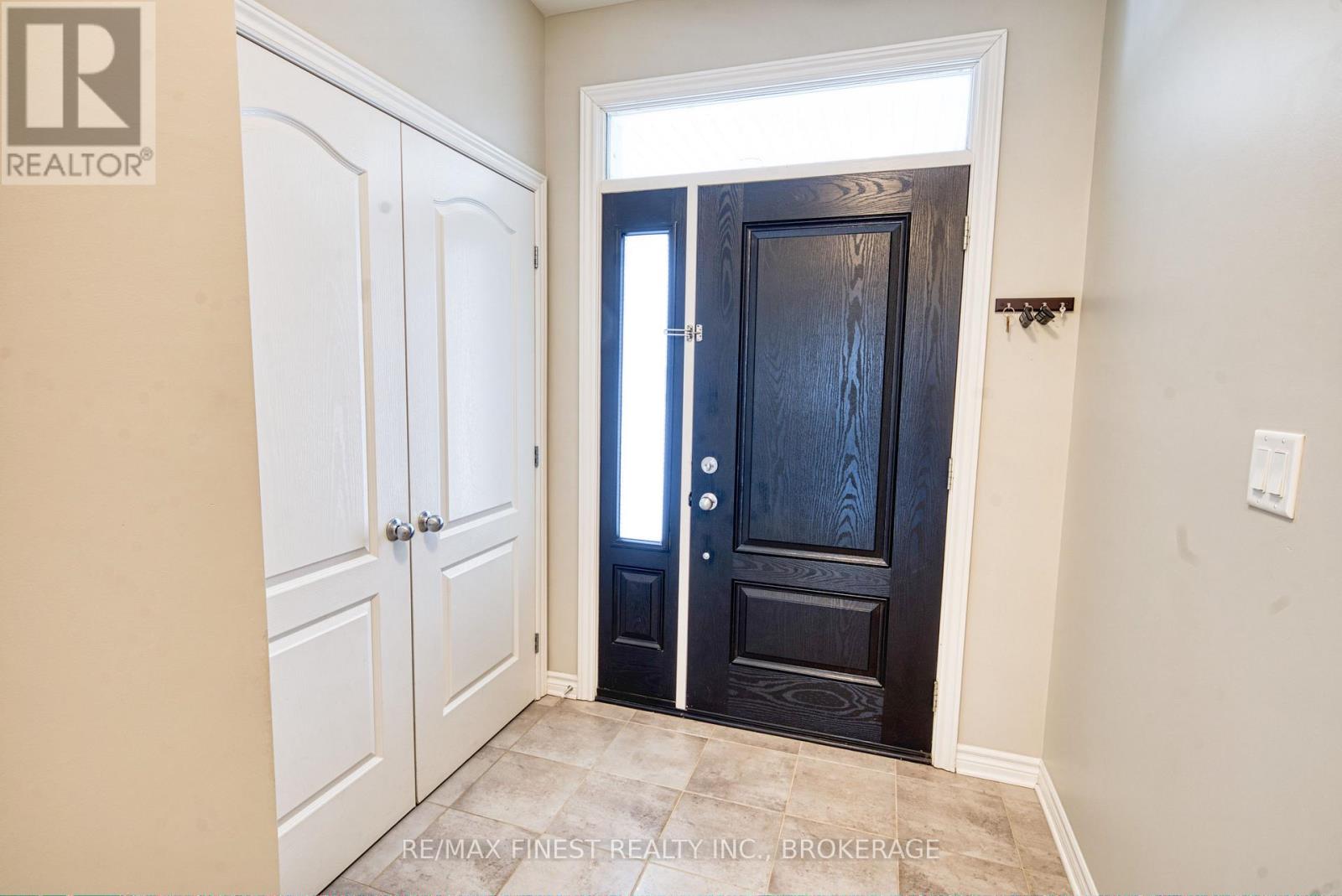 613 Halloway Drive, Kingston, Ontario  K7K 0H5 - Photo 4 - X12689020