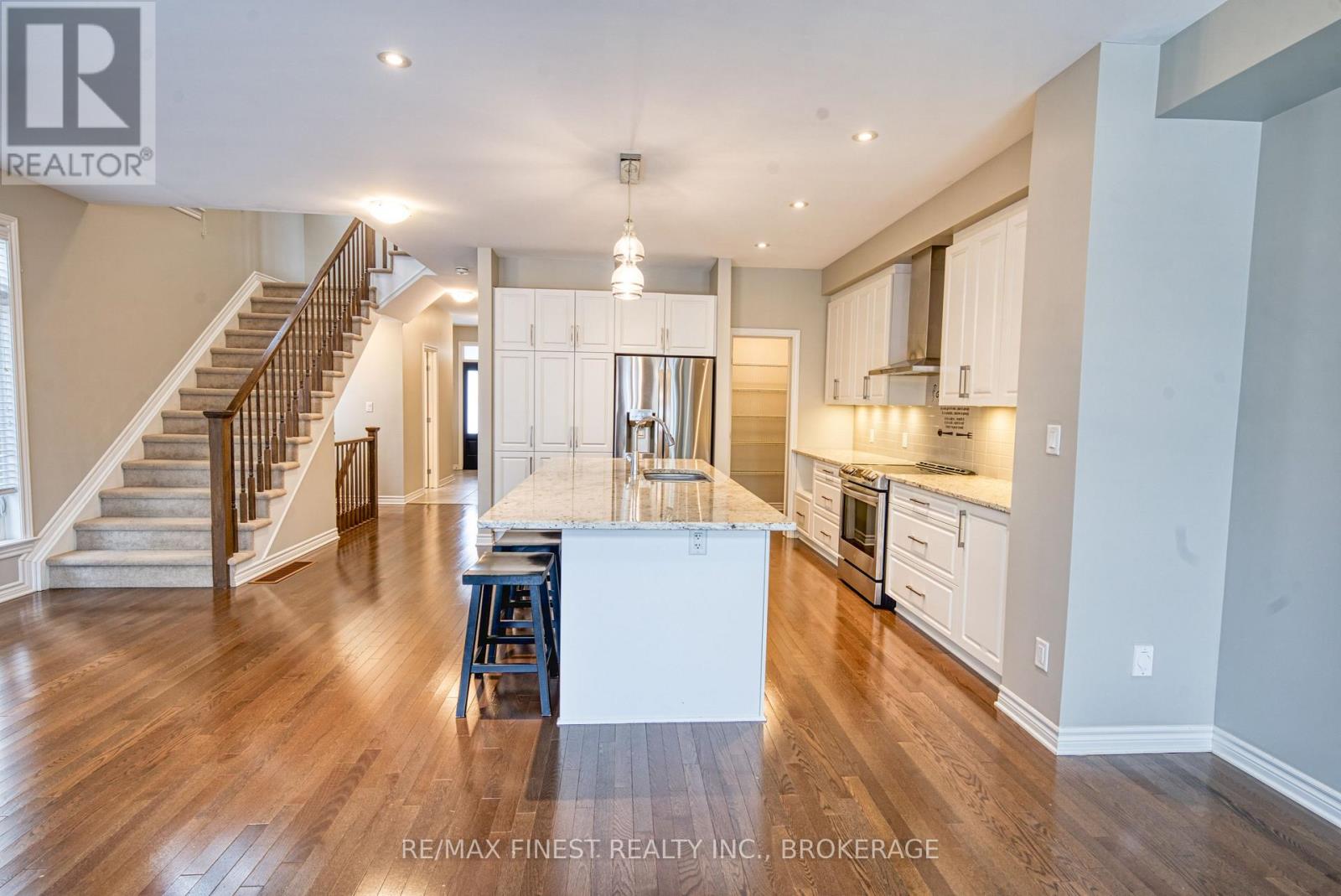 613 Halloway Drive, Kingston, Ontario  K7K 0H5 - Photo 9 - X12689020