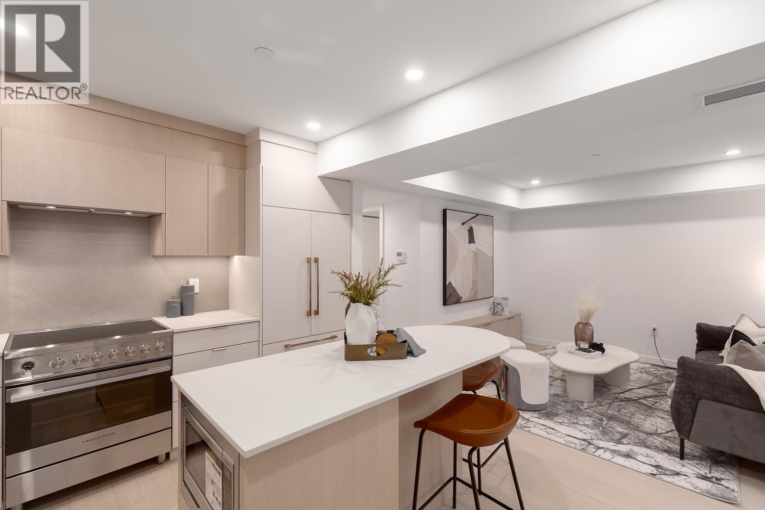 102 2329 E 34th Avenue, Vancouver, British Columbia  V5R 2S6 - Photo 2 - R3071378