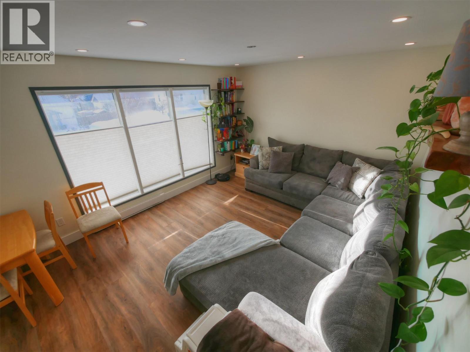 1650 Kootenay Avenue, Rossland, British Columbia  V0G 1Y0 - Photo 4 - 10372358