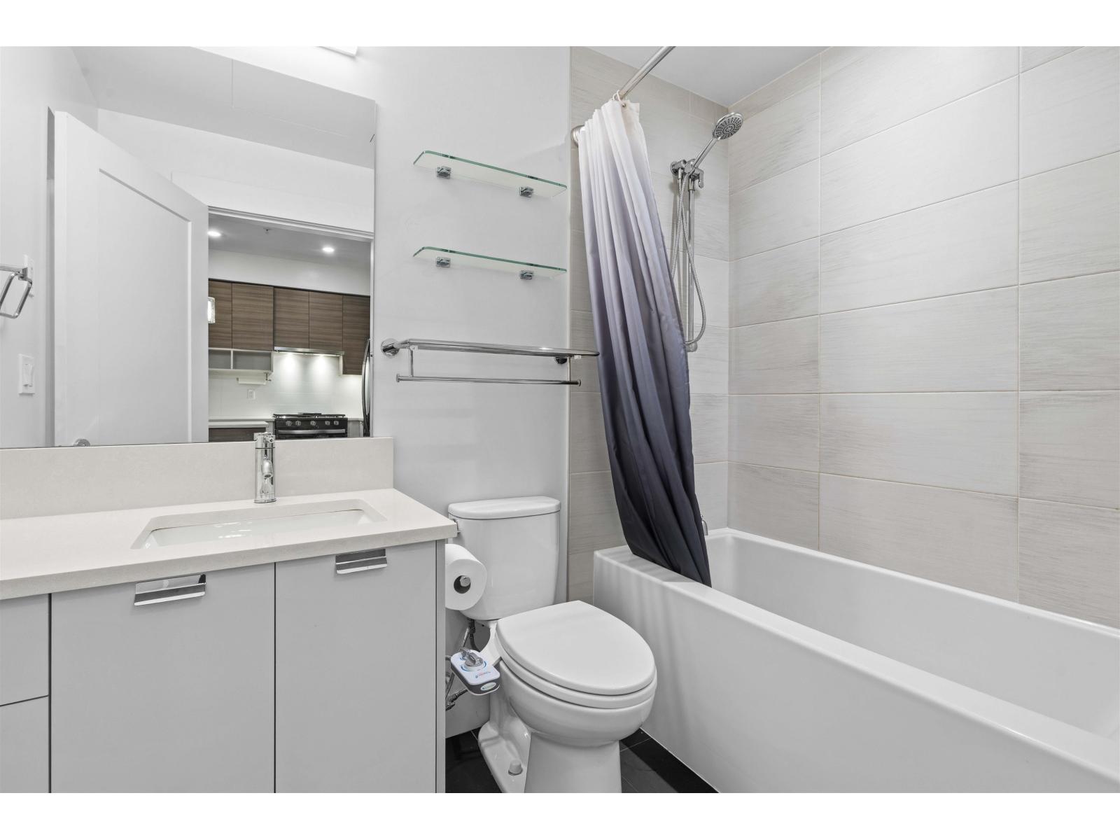 A414 20727 Willoughby Town Centre Drive, Langley, British Columbia  V2Y 3N1 - Photo 11 - R3078493