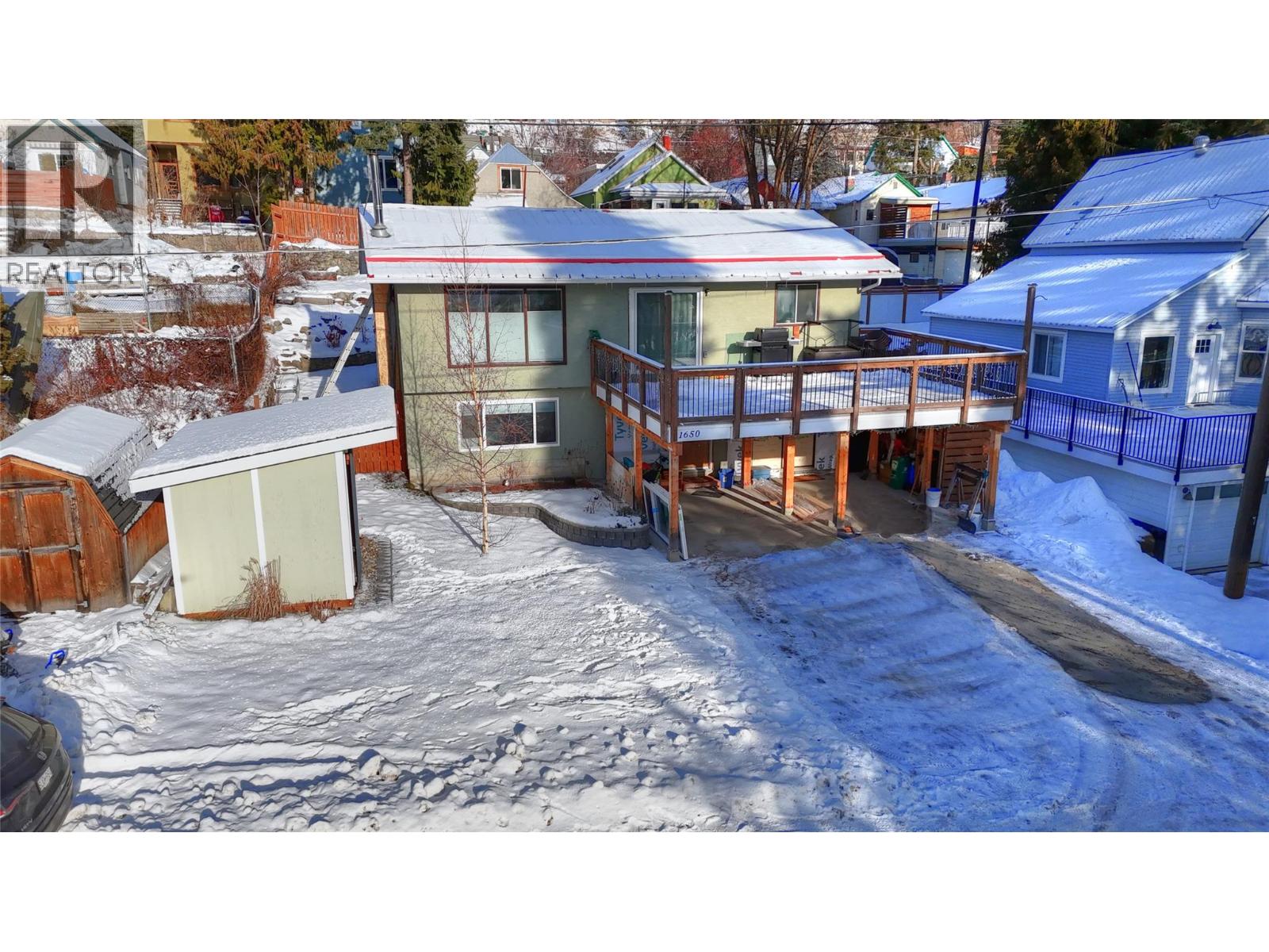 1650 Kootenay Avenue, Rossland, British Columbia  V0G 1Y0 - Photo 1 - 10372358