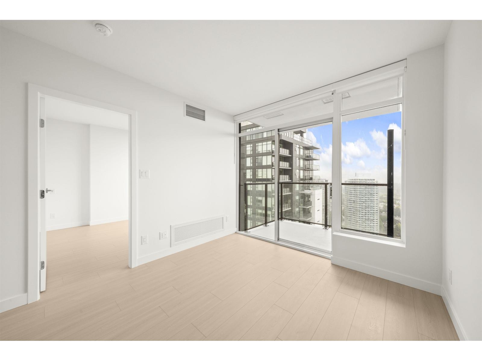 3011 13745 George Junction, Surrey, British Columbia  V3T 4Y3 - Photo 12 - R3078266