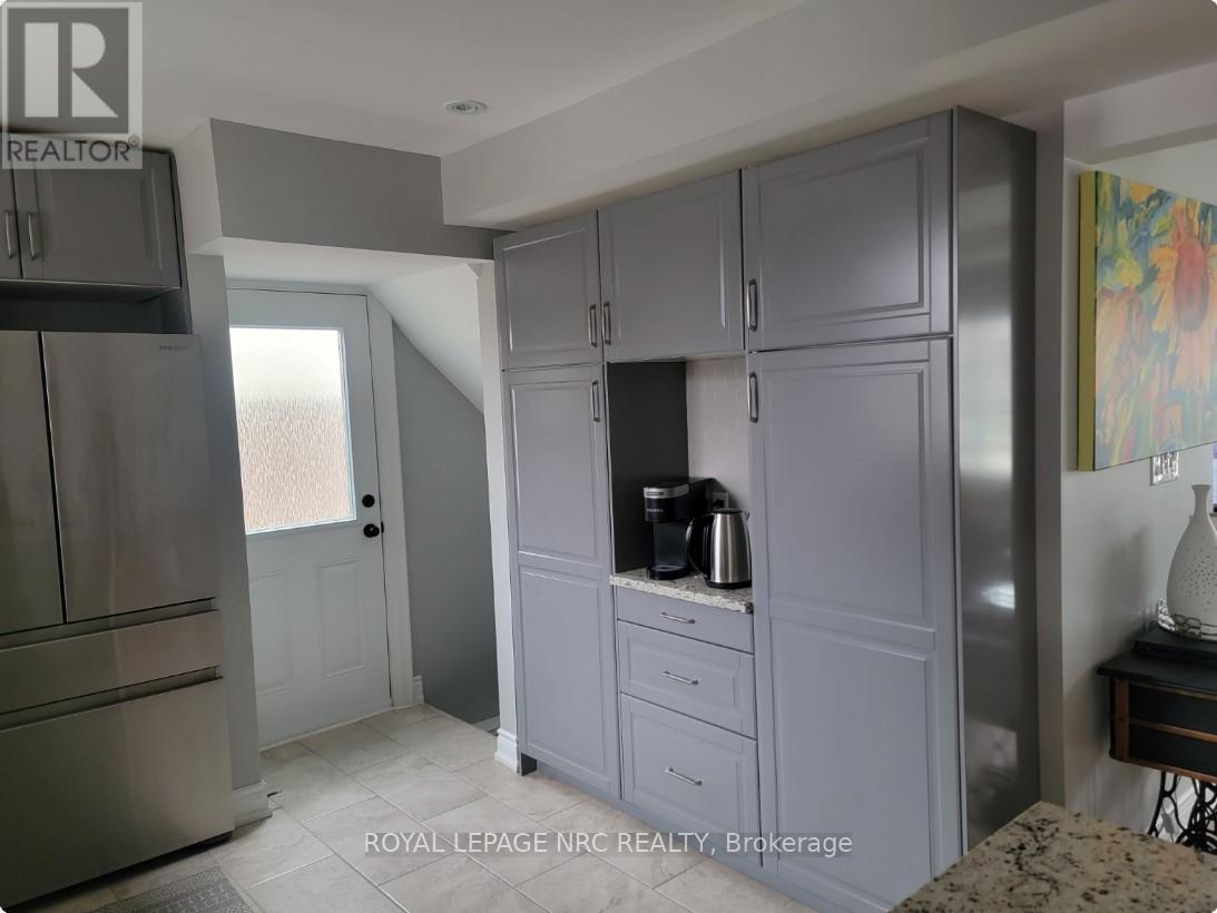 110 St Patrick Street, St. Catharines, Ontario  L2R 1K5 - Photo 16 - X12686076