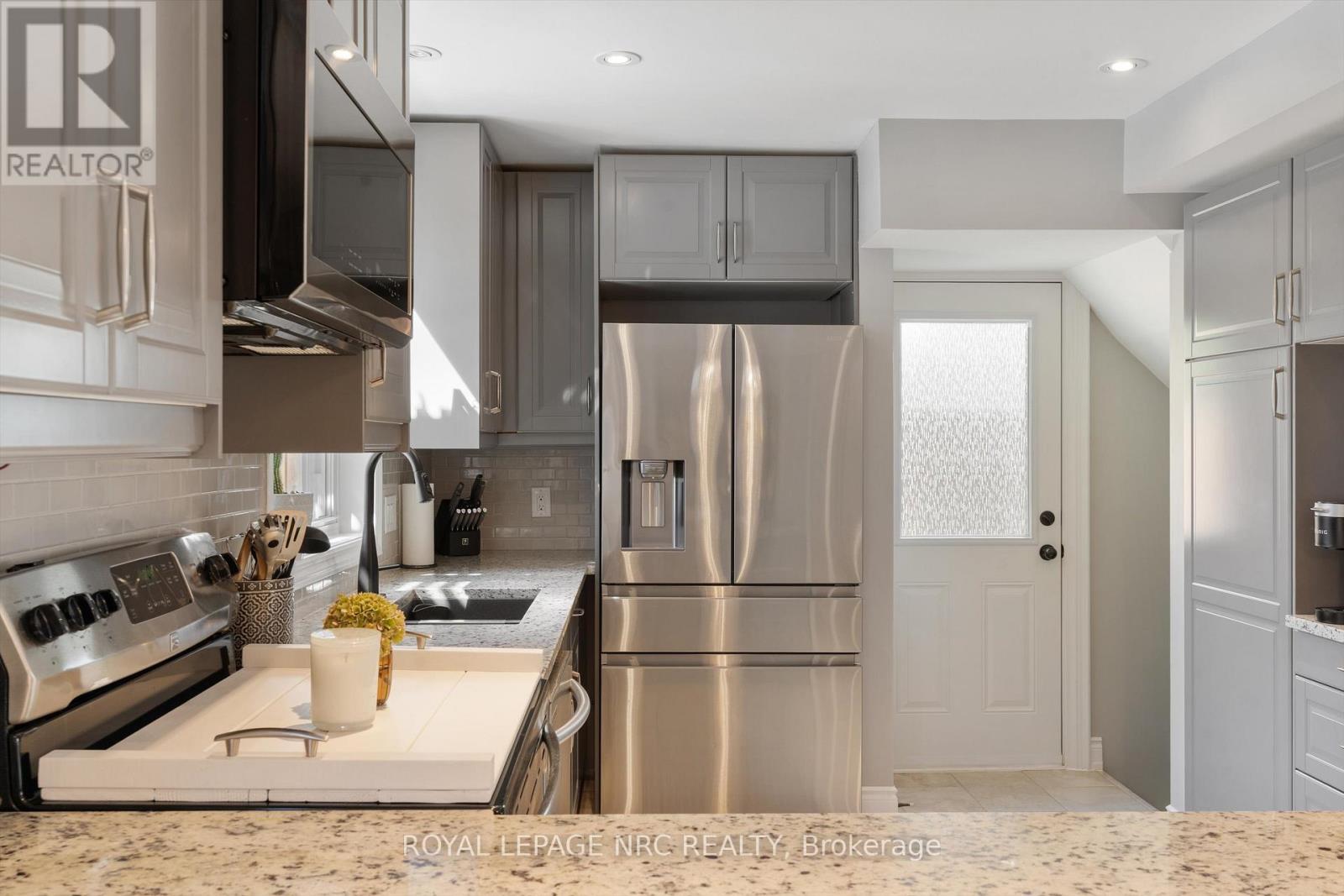 110 St Patrick Street, St. Catharines, Ontario  L2R 1K5 - Photo 15 - X12686076