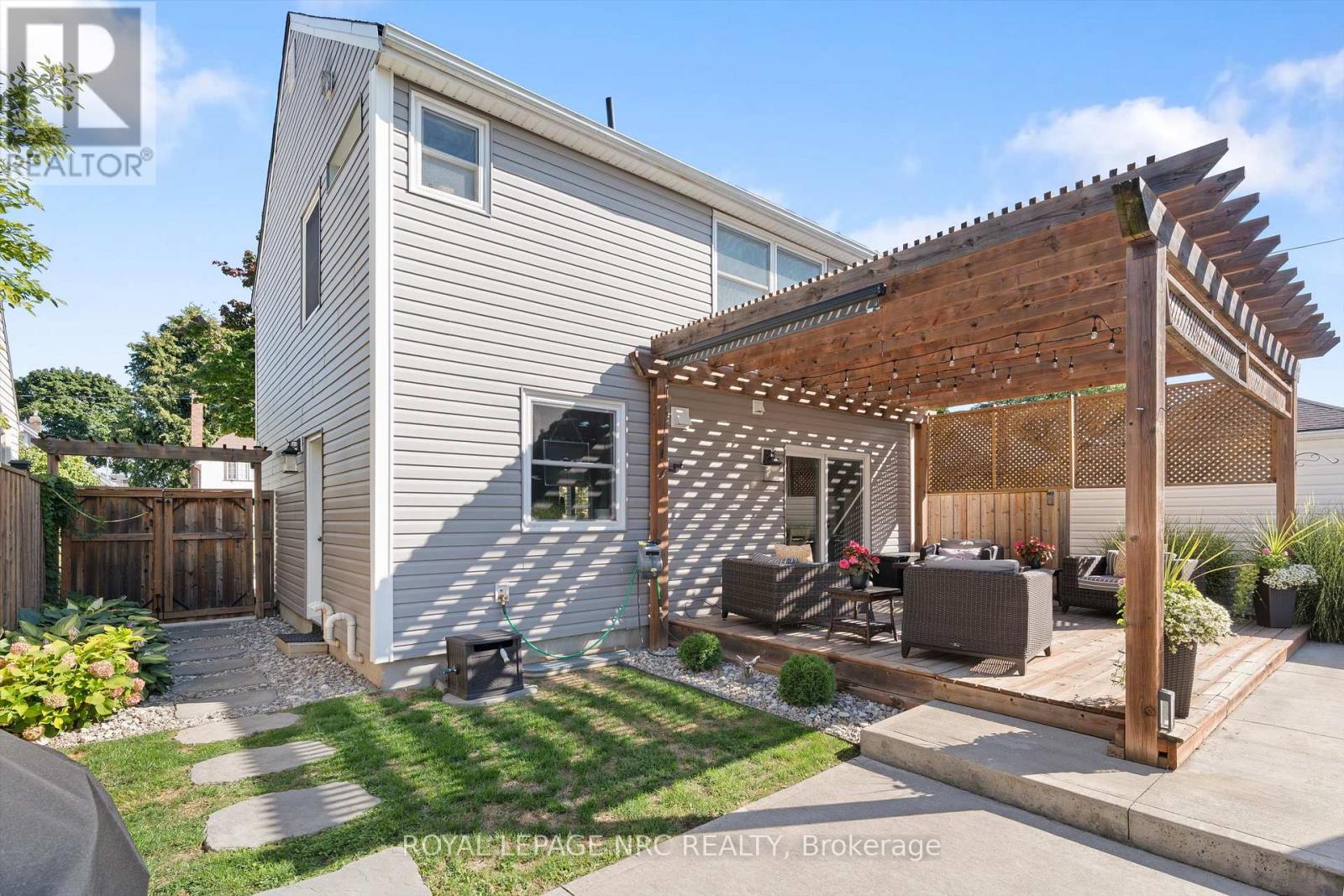 110 St Patrick Street, St. Catharines, Ontario  L2R 1K5 - Photo 29 - X12686076