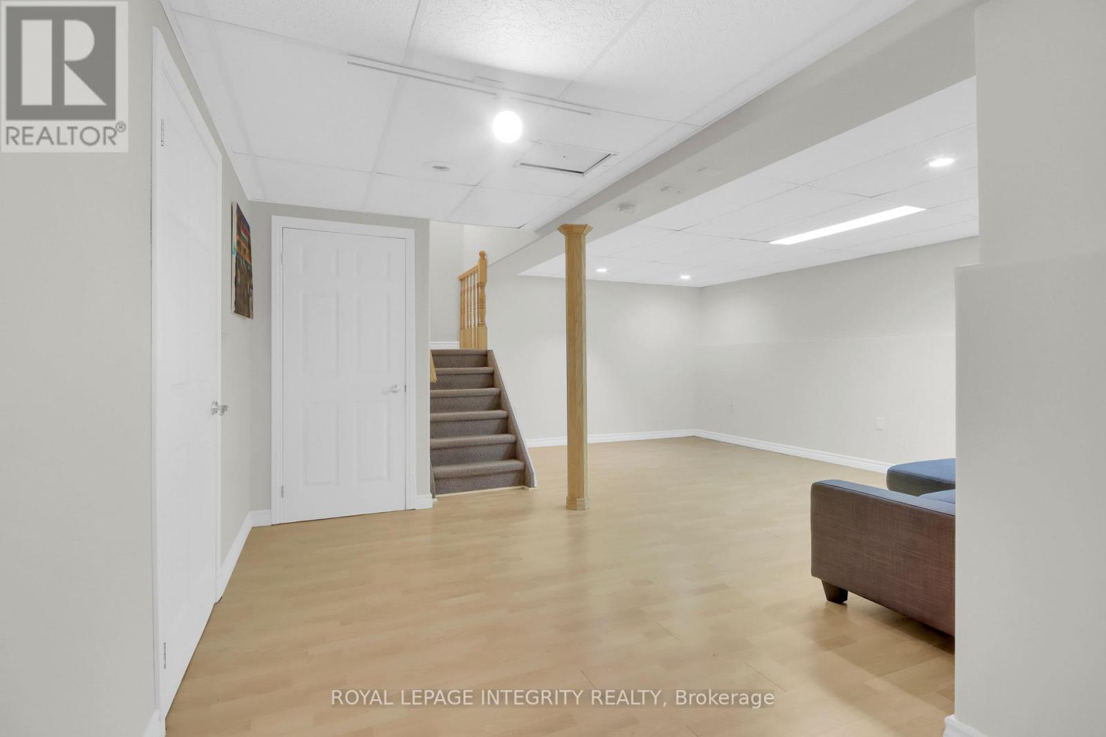 36 Greenboro Crescent, Ottawa, Ontario  K1T 1W5 - Photo 38 - X12688992