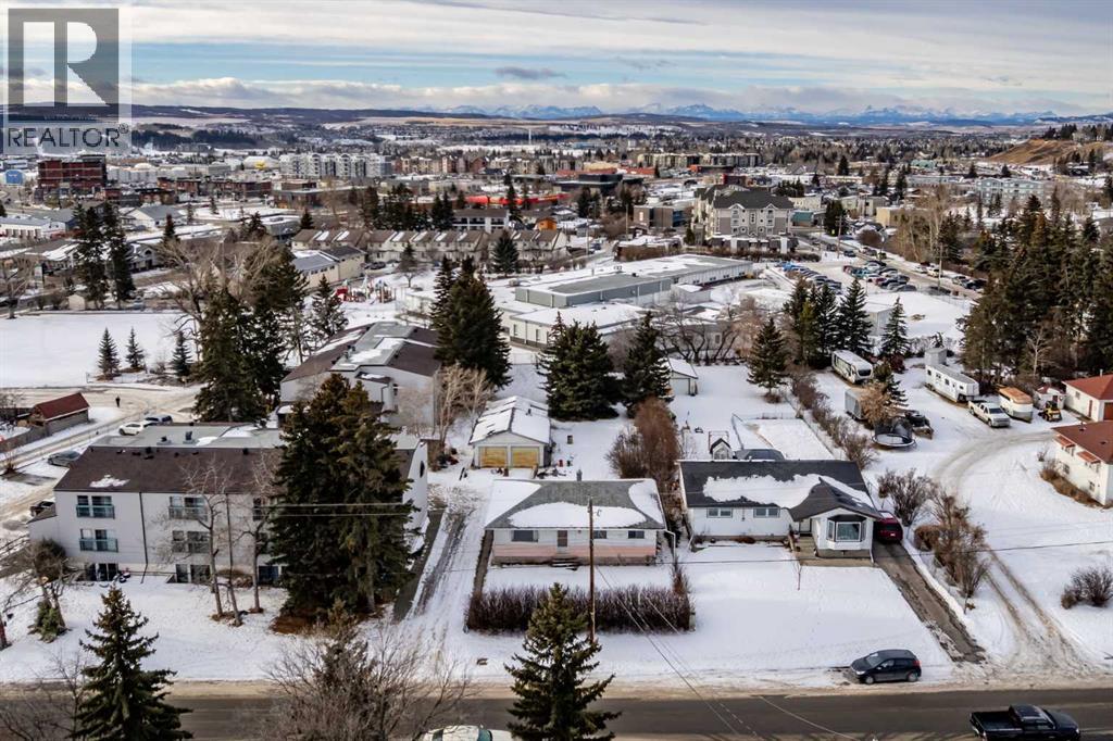 217 Ross Avenue, Cochrane, Alberta  T4C 1C9 - Photo 6 - A2278722